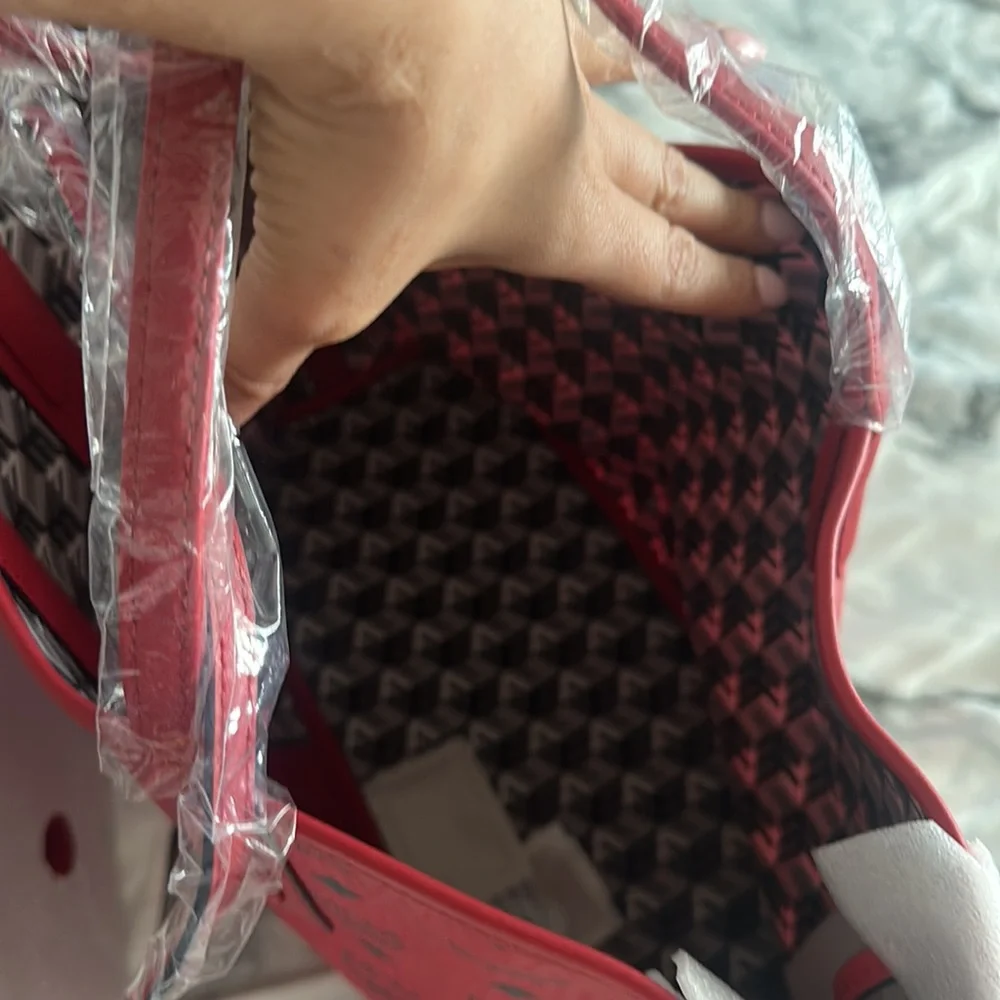 MCM bag brand new never use it. - Picture 3 of 3